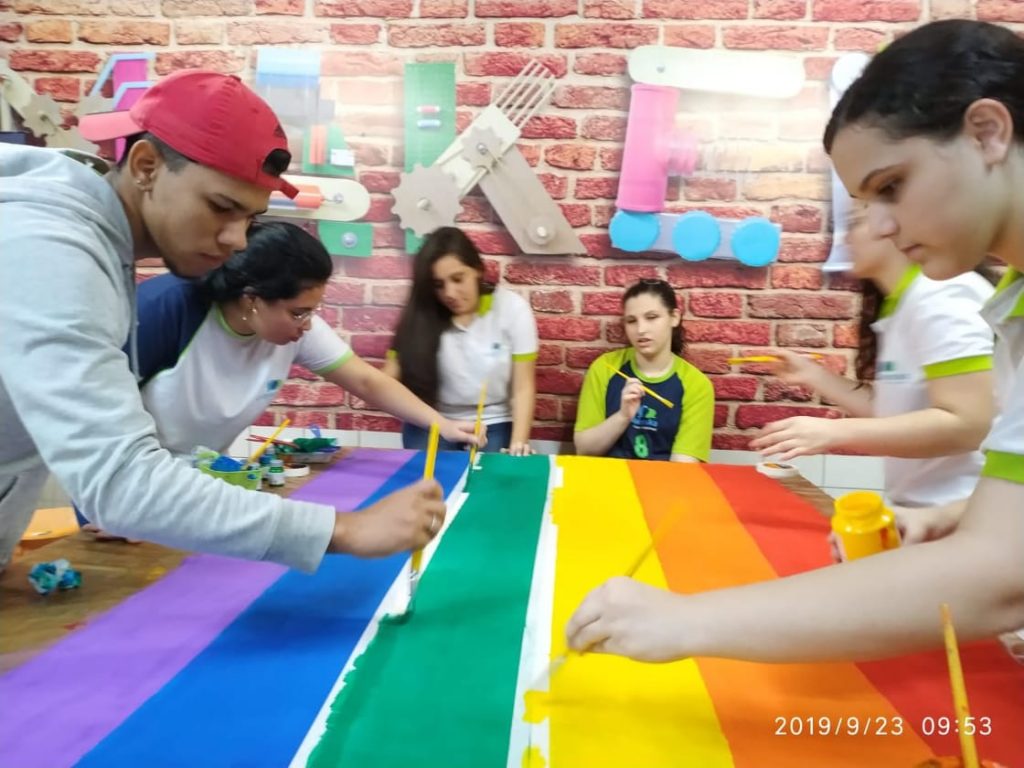 Diversidade Sexual na Educação: problematizações sobre a